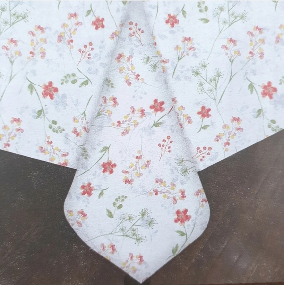 Fabric Tablecloth Spring Floral Flowers 60x102 Wildflowers - Picture 3 of 3